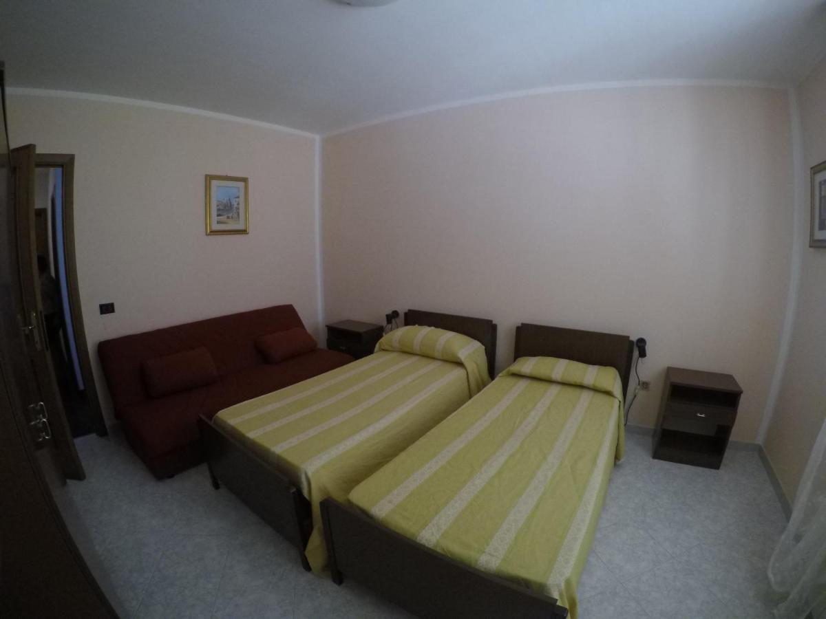 B&B Bassu Bosa Eksteriør billede