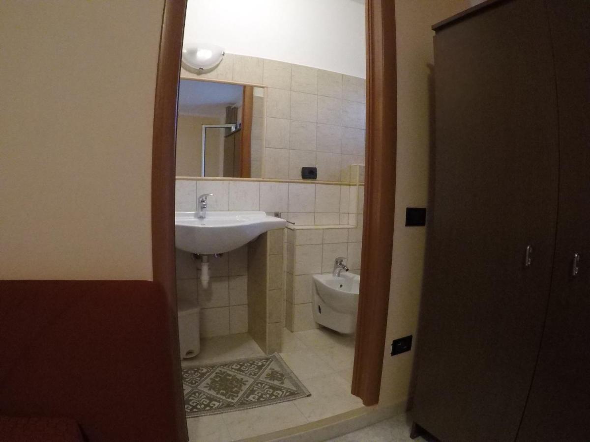 B&B Bassu Bosa Eksteriør billede