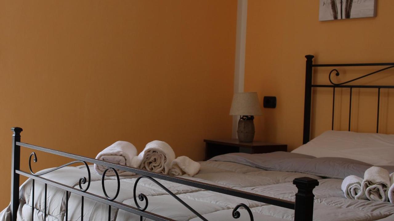 B&B Bassu Bosa Eksteriør billede
