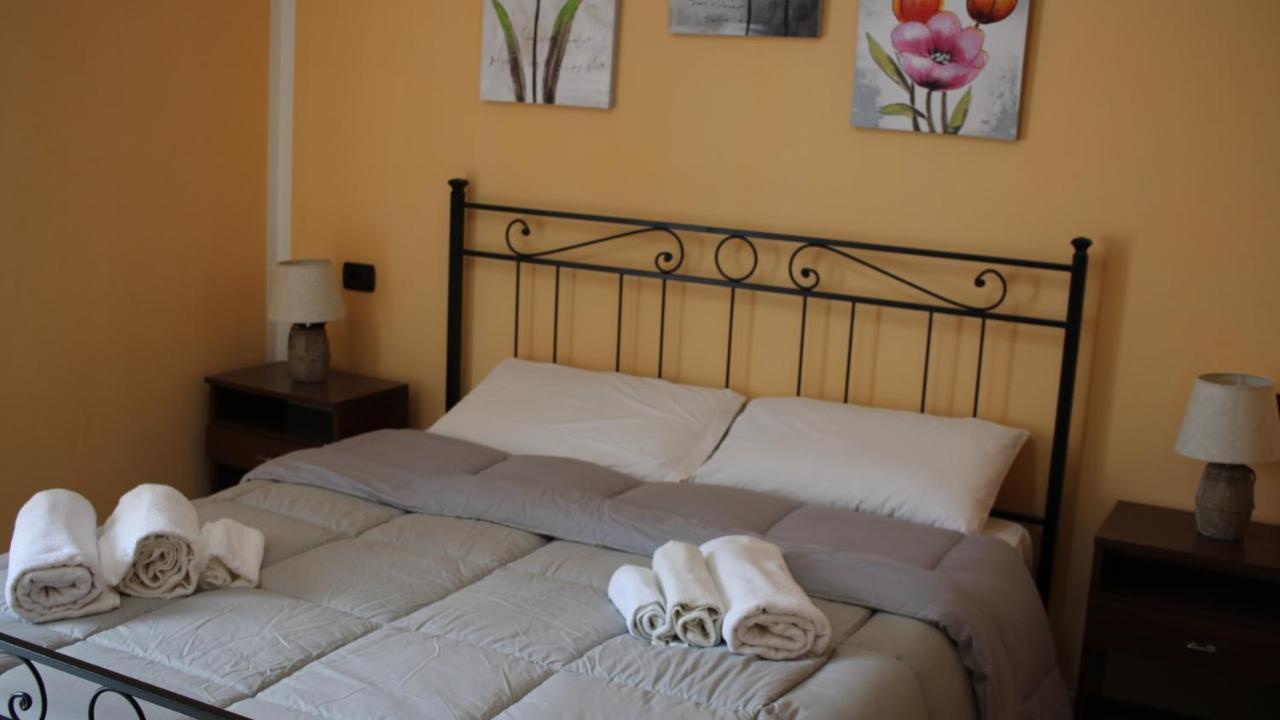 B&B Bassu Bosa Eksteriør billede